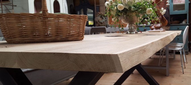 Massief Eiken Tafel Massief Eiken Tafel